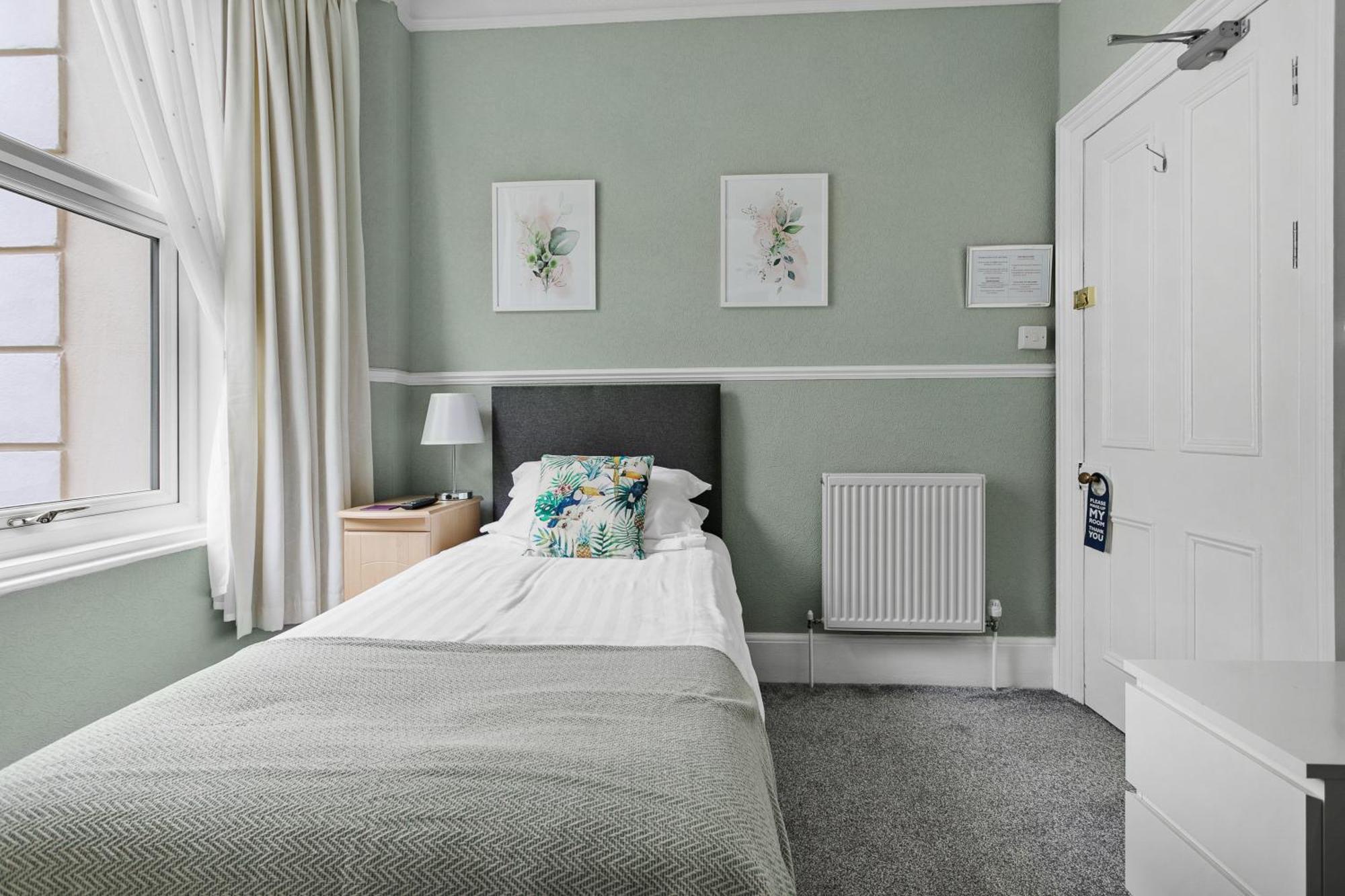 Bed and Breakfast The Netley Torquay Pokoj fotografie